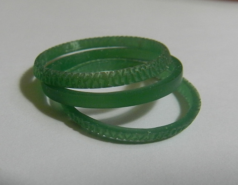 f 004_cr.jpg